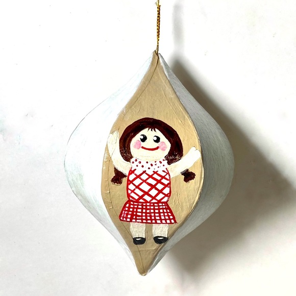 ORIGINAL Hand Painted Land of Misfit Toys 6-Sided Paper Mache Christmas Ornament - Picture 10 of 10